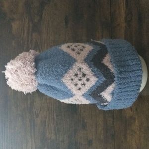 🛍️ 🍒 Prissy Jane Pom Pom Beanie